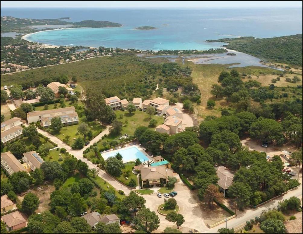 Fiori Di Cala Rossa Appartement T3 Dans Residence Hotelliere Chez Virginie Lecci Εξωτερικό φωτογραφία